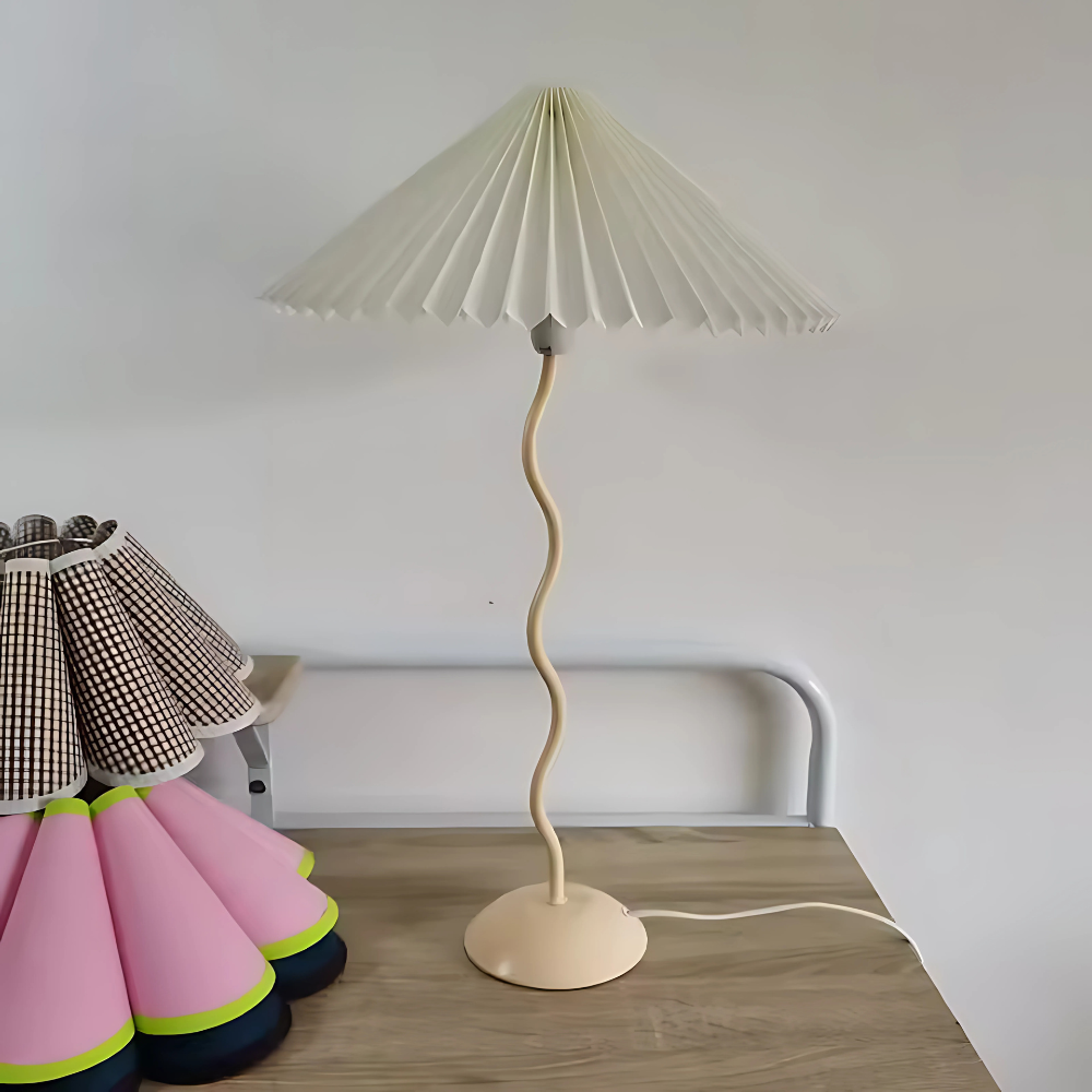 Tischlampe ins Retro Plissee Regenschirm Nordic™ | Stimmungsvolles Licht mit Retro-Charme